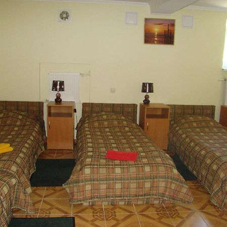 Hotel Desna KUT Kiew Exterior foto